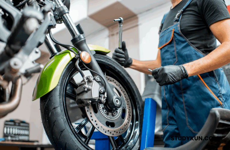 Keselamatan Kerja Pada Proses Perbaikan Bodi Sepeda Motor