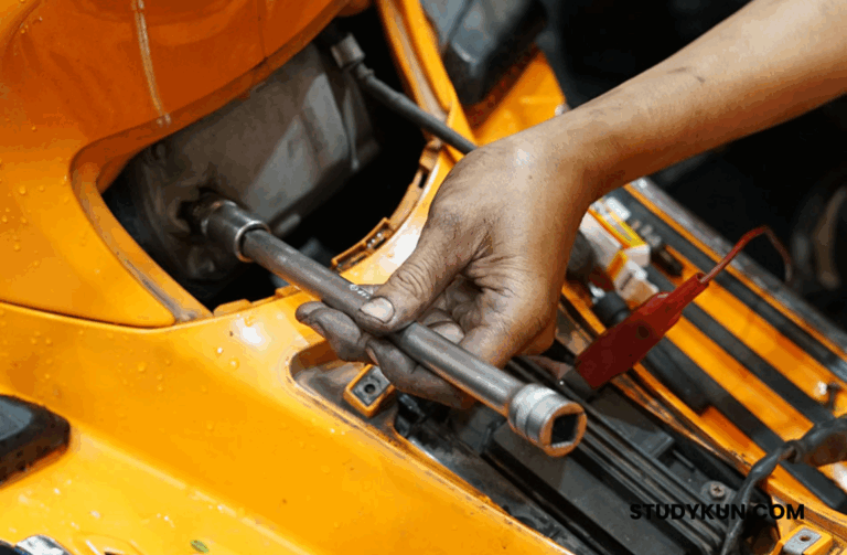 Cara Mengatasi Busi Mati atau Bermasalah pada Vespa